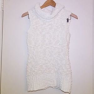 PERFECT FOR HOLIDAYS! Cream & Gold Sweater Tunic